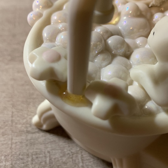 Department 56 - Bunny Bubbles - Picture 5 of 7